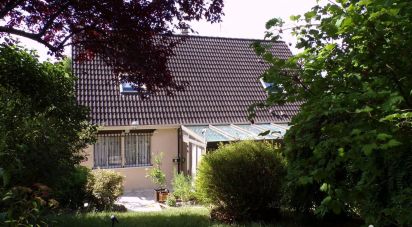 Maison 9 pièces de 180 m² à Ézy-sur-Eure (27530)