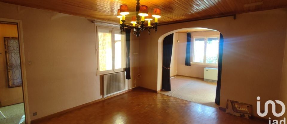 House 7 rooms of 120 m² in Château-Arnoux-Saint-Auban (04160)
