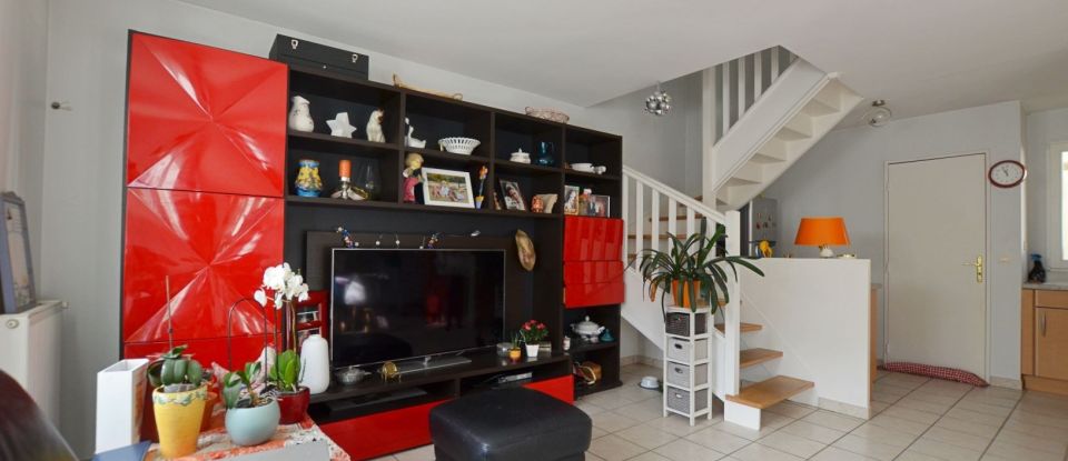 House 4 rooms of 80 m² in Saint-Prix (95390)