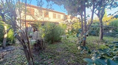 House 5 rooms of 125 m² in Avignon (84000)
