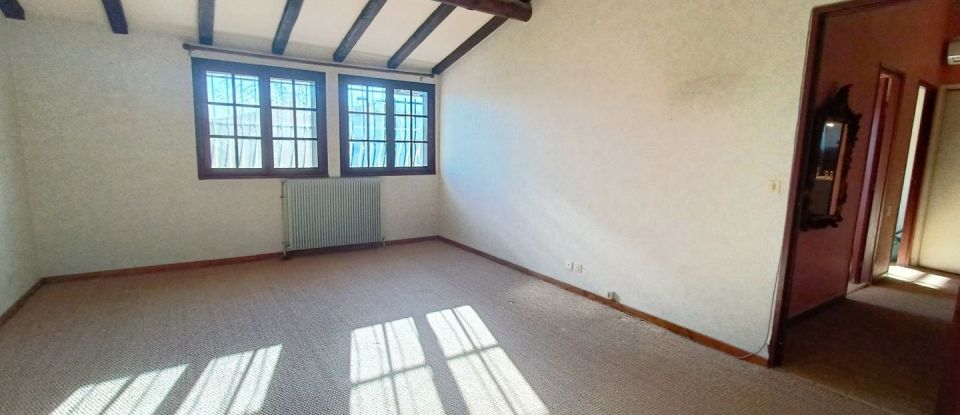 House 5 rooms of 125 m² in Avignon (84000)