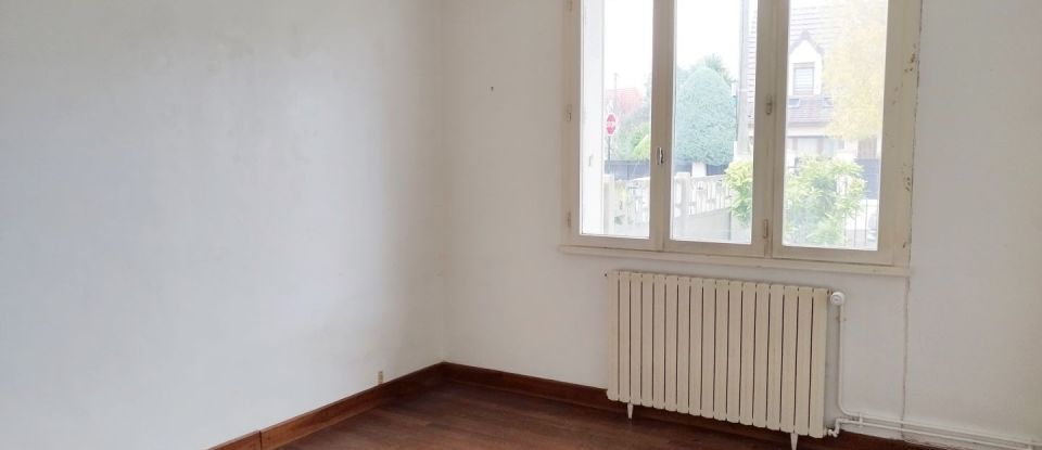 House 4 rooms of 72 m² in Chelles (77500)