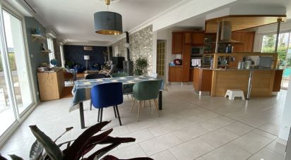 House 7 rooms of 172 m² in Janzé (35150)
