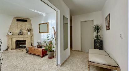 Maison 5 pièces de 128 m² à Sorgues (84700)