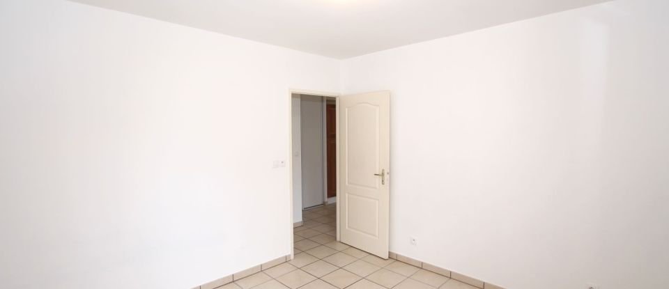 Apartment 2 rooms of 43 m² in Melun (77000)