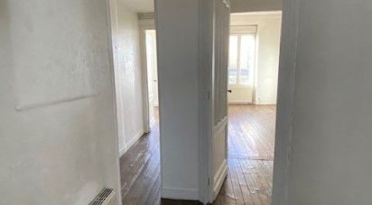 Apartment 2 rooms of 67 m² in Bordeaux (33000)