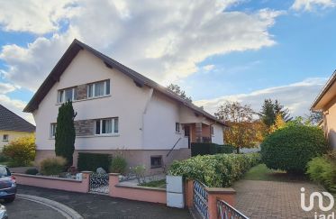 Maison 8 pièces de 224 m² à Lingolsheim (67380)