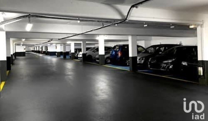 Parking of 15 m² in Meaux (77100)