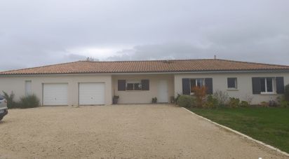 House 8 rooms of 215 m² in La Force (24130)
