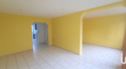 Apartment 4 rooms of 67 m² in Ris-Orangis (91130)