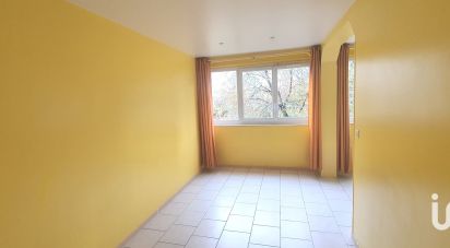 Apartment 4 rooms of 67 m² in Ris-Orangis (91130)