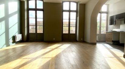 Appartement 3 pièces de 83 m² à Bordeaux (33300)
