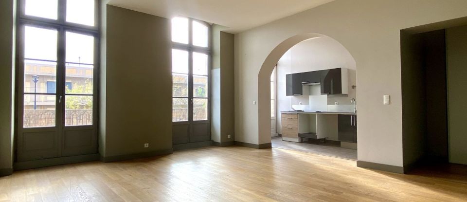 Apartment 3 rooms of 83 m² in Bordeaux (33300)