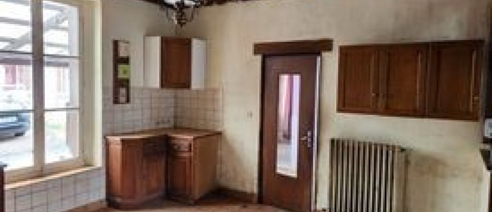 House 5 rooms of 142 m² in Saint-Sulpice-sur-Risle (61300)
