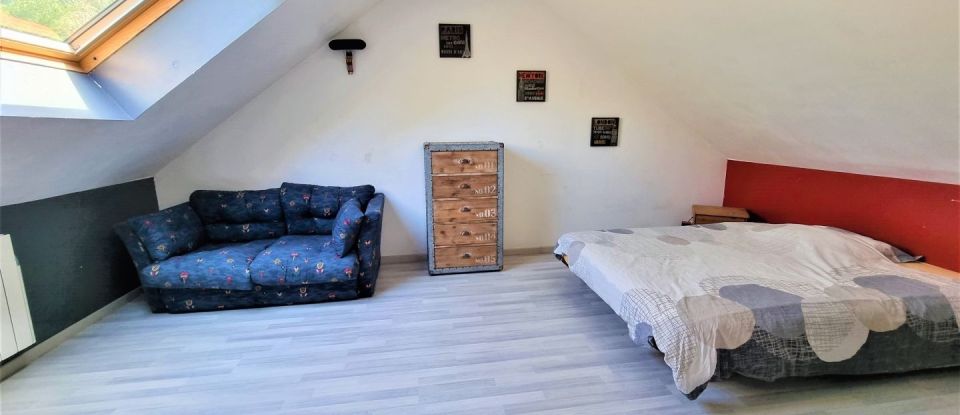 House 6 rooms of 130 m² in Auneau-Bleury-Saint-Symphorien (28700)