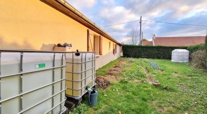 House 4 rooms of 84 m² in Parnac (36170)