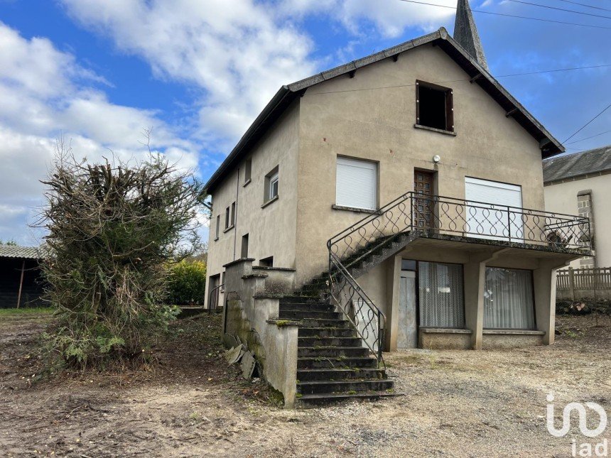 House 5 rooms of 105 m² in Monétay-sur-Loire (03470)