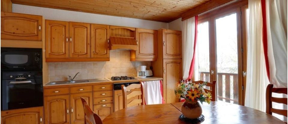 Apartment 5 rooms of 100 m² in Châtel (74390)