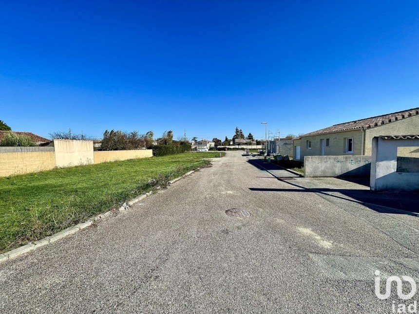 Land of 435 m² in Pont-Saint-Esprit (30130)