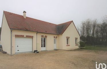 House 4 rooms of 107 m² in Lailly-en-Val (45740)
