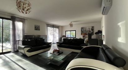 Maison 6 pièces de 210 m² à Bazouges-la-Pérouse (35560)