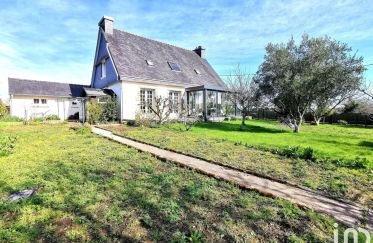 House 6 rooms of 132 m² in Quimperlé (29300)