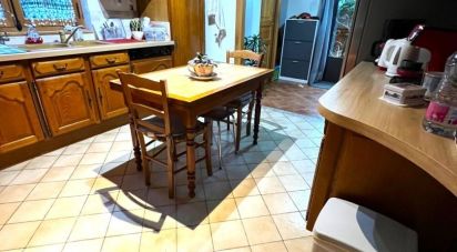 House 5 rooms of 126 m² in Saint-Vincent-Cramesnil (76430)
