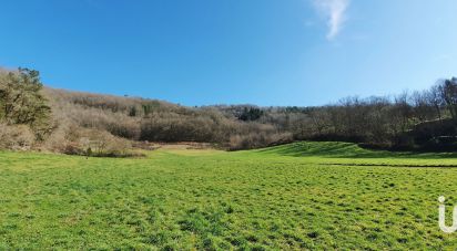 Land of 6,109 m² in Monceaux-sur-Dordogne (19400)