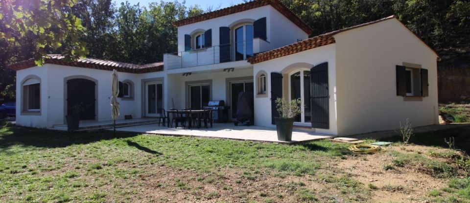 House 5 rooms of 147 m² in Artigues (83560)