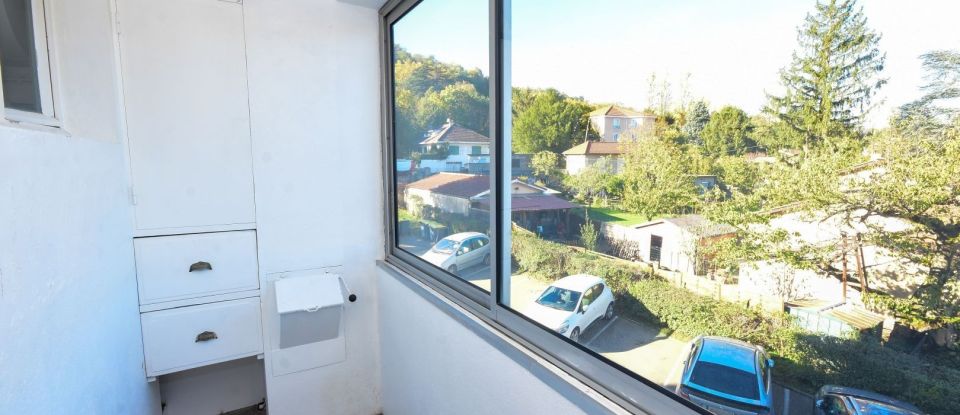 Apartment 3 rooms of 70 m² in Saint-Romain-en-Gal (69560)