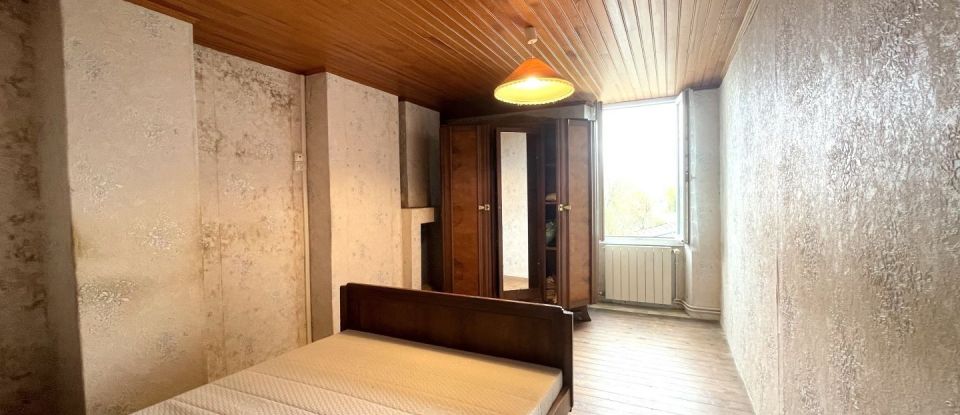 House 5 rooms of 95 m² in - (16290)