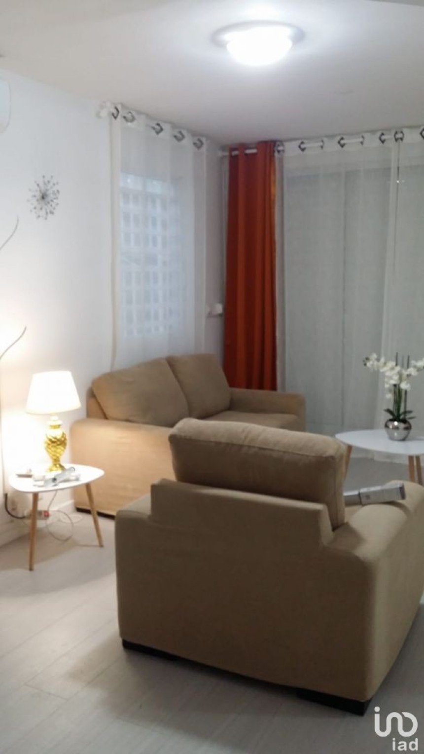 Appartement 2 pièces de 36 m² à Saint-Martin (97150)