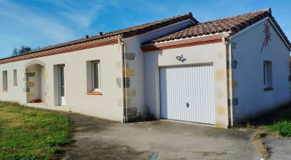 Maison 5 pièces de 106 m² à Pompogne (47420)
