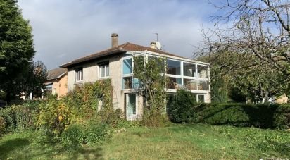 House 6 rooms of 80 m² in Champsevraine (52500)