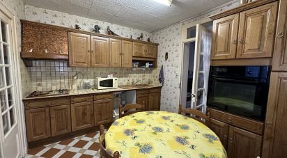 House 4 rooms of 82 m² in Issoudun (36100)