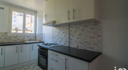 Apartment 2 rooms of 51 m² in Maurepas (78310)