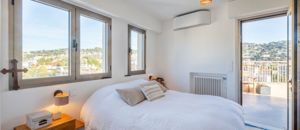Appartement 4 pièces de 136 m² à Le Cannet (06110)