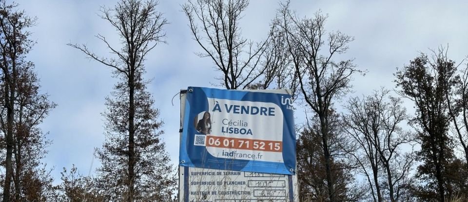 Land of 1,200 m² in Lixy (89140)