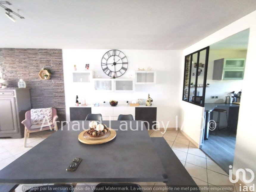 Apartment 4 rooms of 98 m² in Hyères (83400)