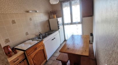 Apartment 3 rooms of 67 m² in Carcassonne (11000)