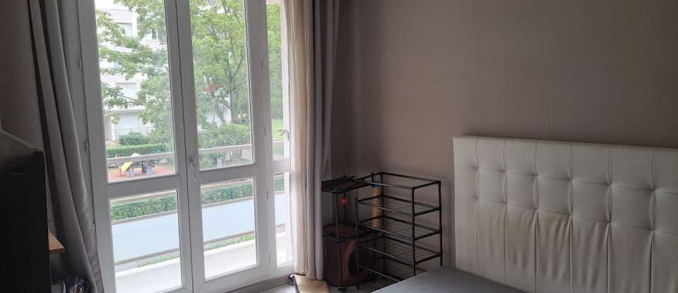 Appartement 3 pièces de 69 m² à Chilly-Mazarin (91380)