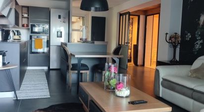 Apartment 4 rooms of 111 m² in LA SALINE-LES-BAINS (97434)