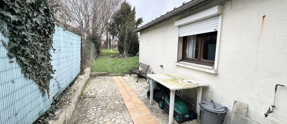 House 5 rooms of 96 m² in Béthune (62400)