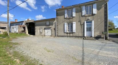 House 4 rooms of 118 m² in Antigny (85120)