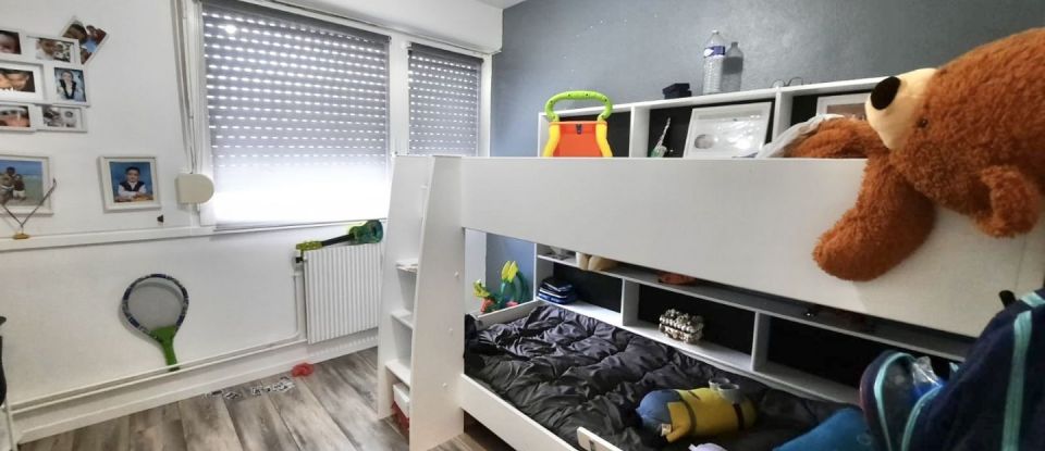 Appartement 4 pièces de 81 m² à Huningue (68330)