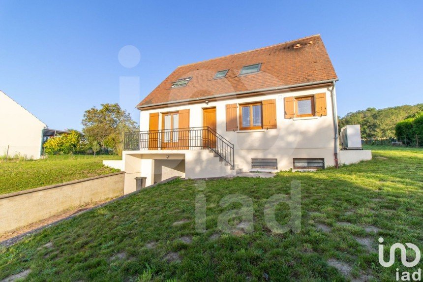 House 6 rooms of 140 m² in Canly (60680)