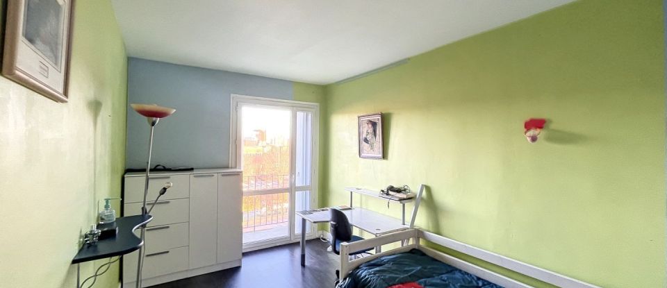 Appartement 5 pièces de 95 m² à Eaubonne (95600)