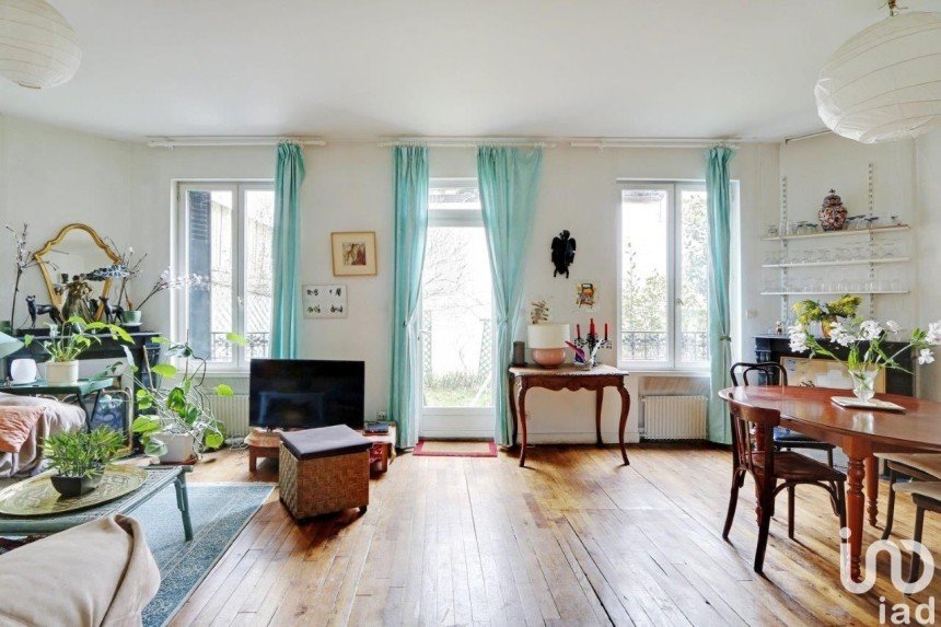 Maison 5 pièces de 136 m² à Issy-les-Moulineaux (92130)