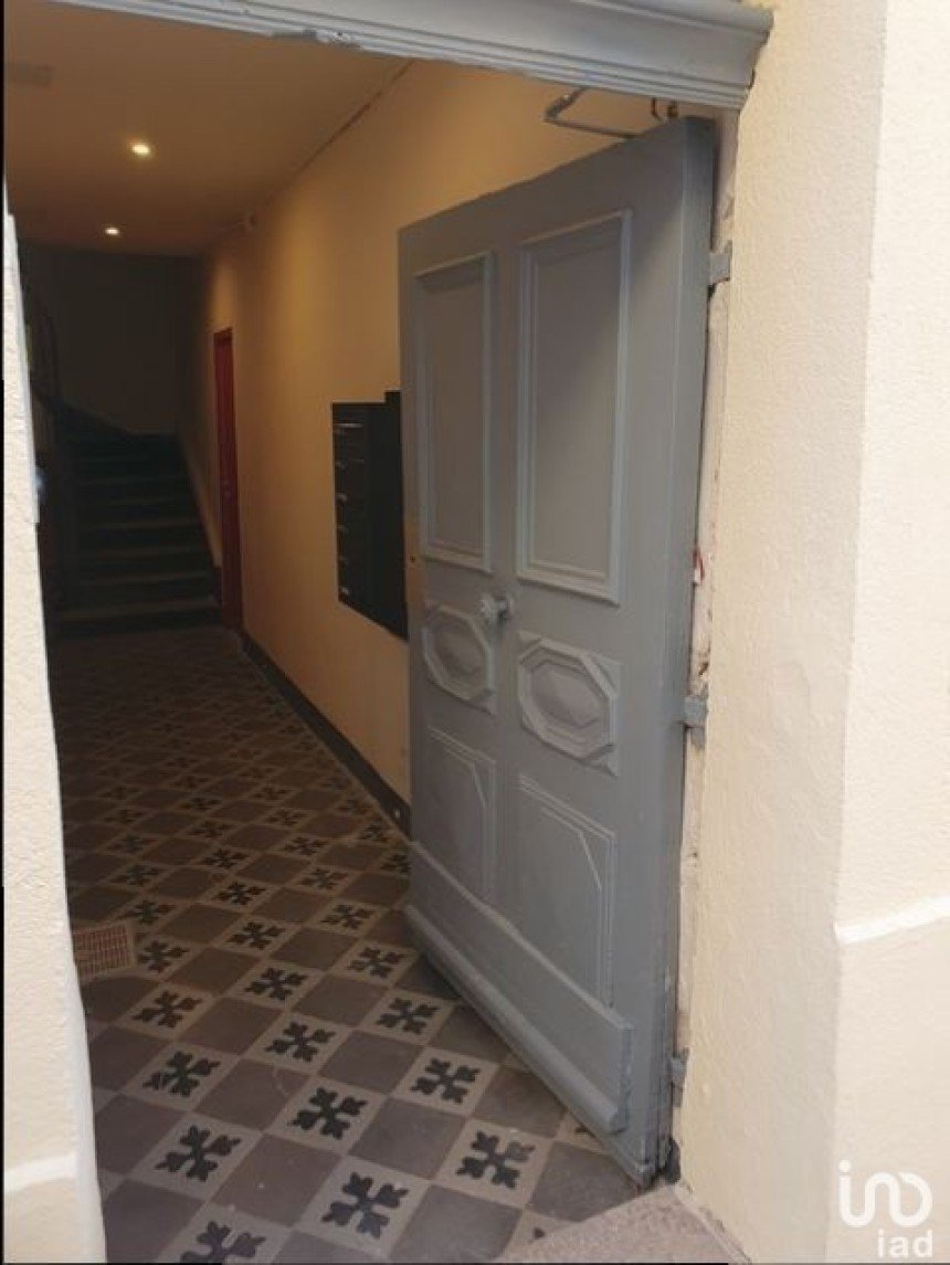 Appartement 1 pièce de 27 m² à Pierrefeu-du-Var (83390)