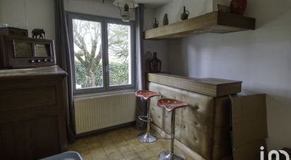 House 5 rooms of 135 m² in Puymoyen (16400)